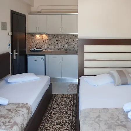 Blue Bay ستافروس