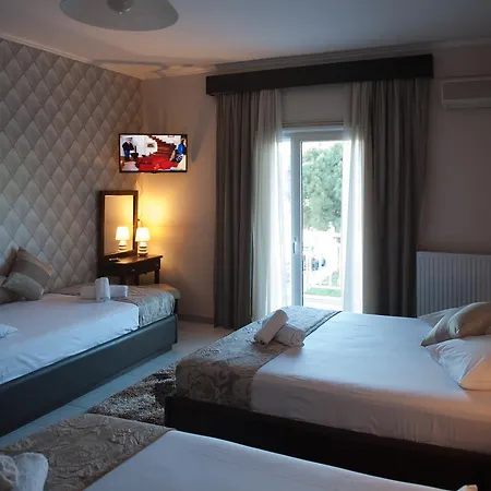 Blue Bay ستافروس